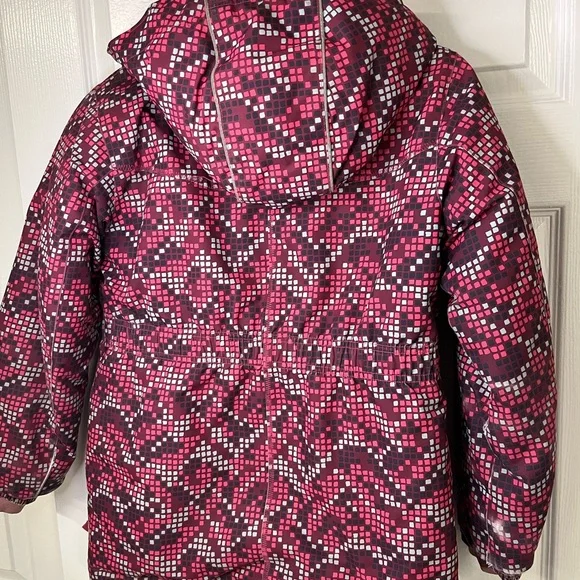 MEC Girls Pink Multi-Pattern Winter Jacket - Picture 4 of 5
